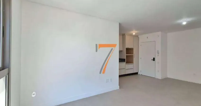 Apartamento com 2 dormitórios para alugar, 70 m² por r$ 6.106,35/mês - estreito - florianópolis/sc