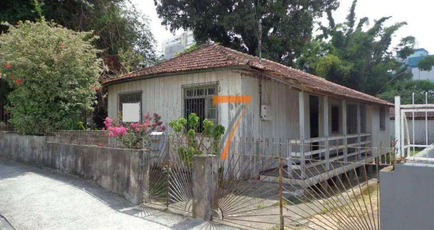 Casa com 2 dormitórios à venda, 133 m² por R$ 1.500.000 - Barreiros - São José/SC