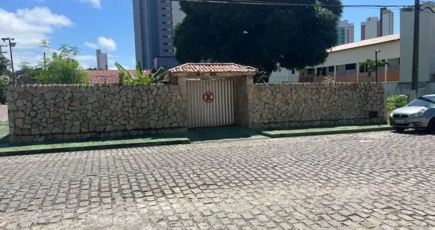 Casa com 3 quartos à venda na Rua Curimatã, Ponta Negra, Natal