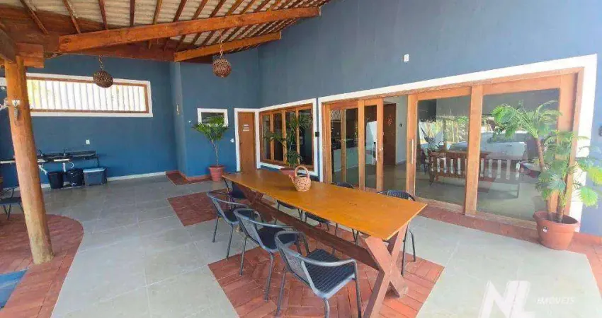 Casa totalmente mobiliada à venda, 295 m² por R$ 1.300.000 - Centro - São Miguel do Gostoso/RN