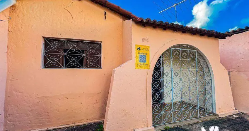 Casa com 3 dormitórios à venda, 87 m² por R$ 300.000 - Alecrim - Natal/RN