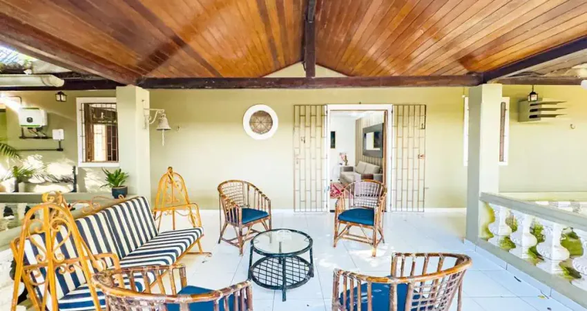 Para morar ou investir: imóvel com área total de 2.500m² em frente ao di maria p