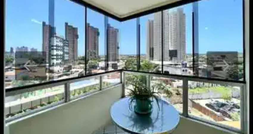 Apartamento com 3 quartos à venda na Avenida Governador Tarcísio de Vasconcelos Maia, 2163, Candelária, Natal