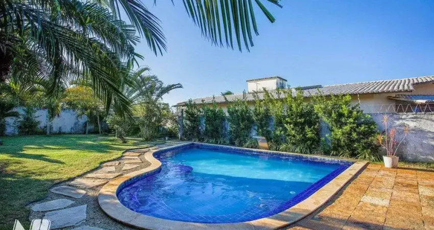 Casa à venda de alto padrão – terreno 1.000 m² / área construída 392 m²