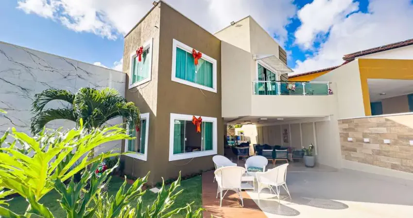 Casa de alto padrão - espaço, conforto e lazer completo com 560m² no condomínio