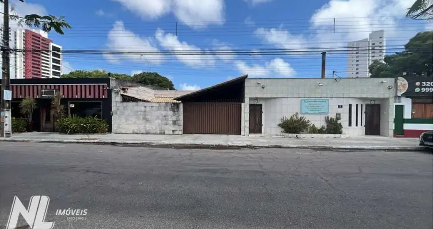Casa com 3 quartos à venda na Avenida Nascimento de Castro, 1721, Lagoa Nova, Natal