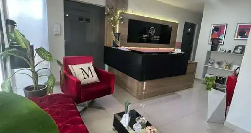 Imóvel Comercial para Aluguel com 7 Salas Próximo ao Colégio Porto