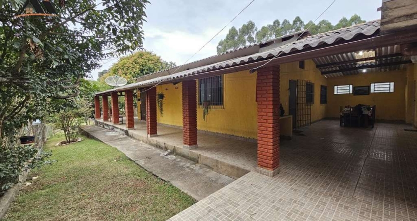 Chácara para Venda em Pinhalzinho, centro, 3 dormitórios, 1 suíte, 3 banheiros