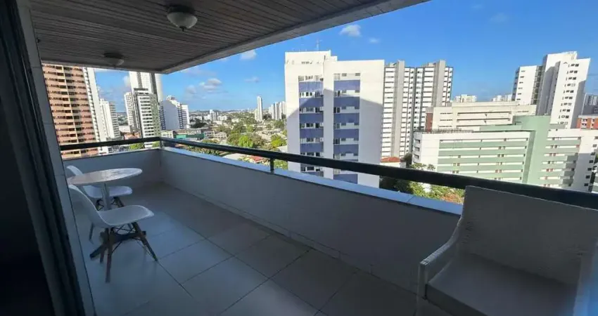 Apartamento à venda com 185m² , 4 quartos sendo 2 suítes no Espinheiro.
