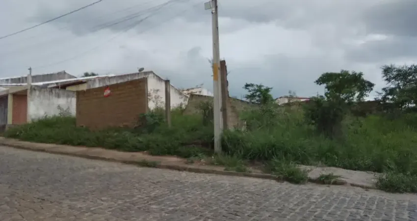 Terreno à venda na Rua Manoel Domingues Oliveira, 9-B, Morumbi, Itapetinga