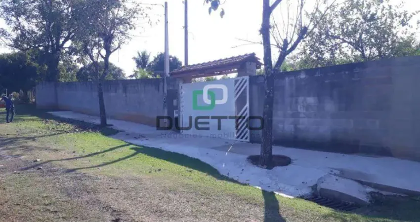 Venda - Chácara - Residencial Vale dos Lírios  - Nova Odessa - SP