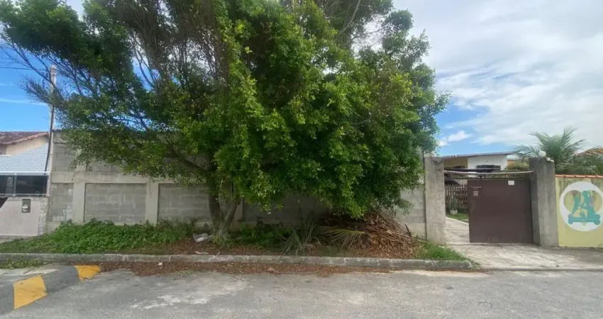 Oportunidade!! Lote 480m² murado 100mts do Mar de Cordeirinho Maricá