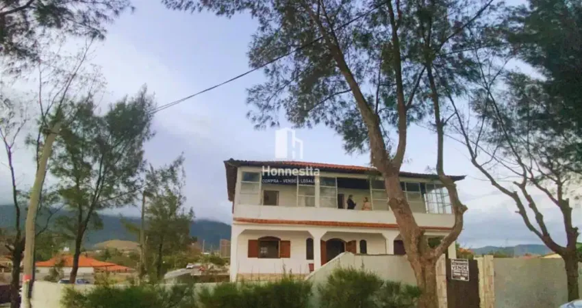 Casa exclusiva à venda – frente para o mar em jardim jaconé – maricá!