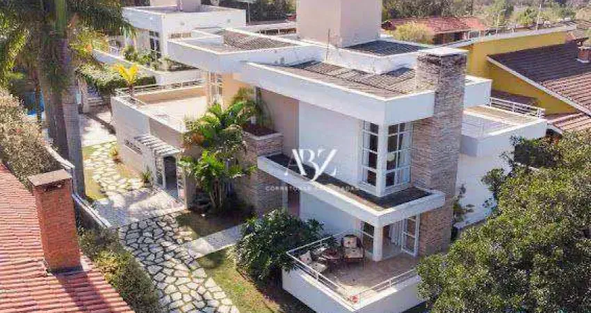 Belíssima casa em condomínio fechado com vista para a serra do japi