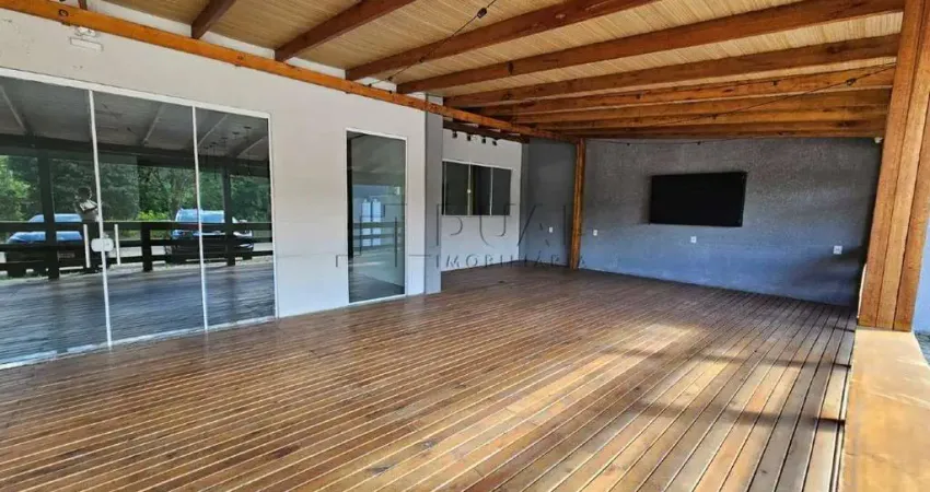 Sala comercial de 330 m² no bairro Amizade em Jaraguá do Sul