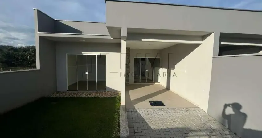 Geminado com suíte + 02 dormitórios com 108,00m² à venda no bairro Jaraguá 84 em Jaraguá do Sul