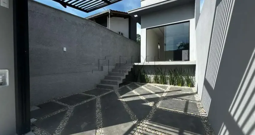 Geminado com 57,00m² à venda no bairro João Pessoa em Jaraguá do Sul.
