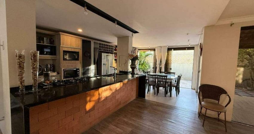 Casa próxima ao centro da cidade, no bairro Vila Nova