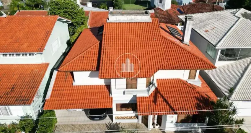 Casa 4 Quartos com Piscina - Córrego Grande