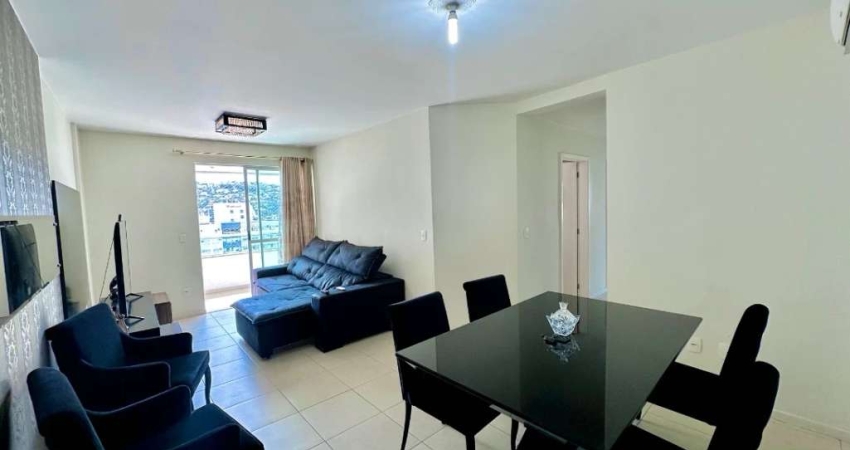 Apartamento Amplo à venda no bairro Kobrasol em São José/SC