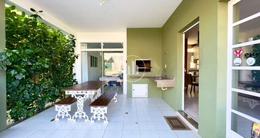 Casa 4 Quartos com 2 Suítes e 137m² - Barra da Lagoa
