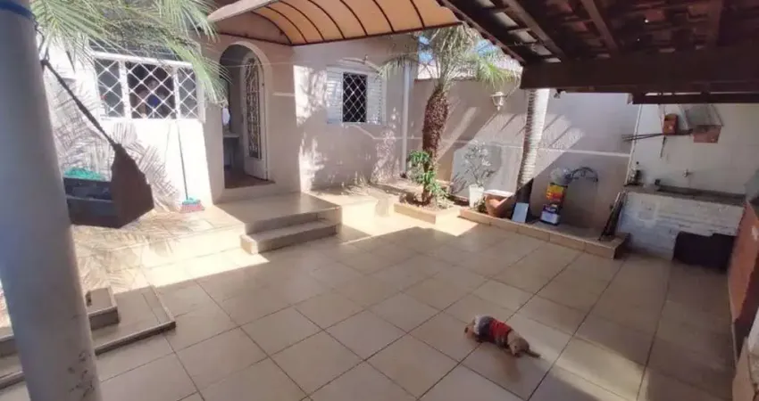 Casa com 3 dormitórios à venda, 168 m² por R$ 480.000,00 - Perdizes - Piracicaba/SP