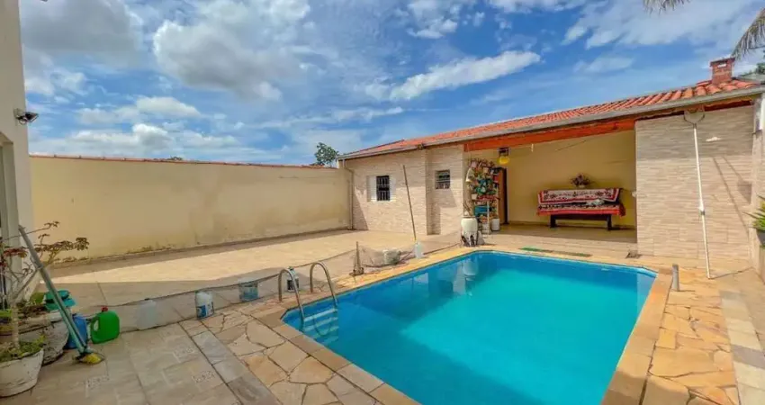 Casa com 4 dormitórios à venda, 110 m² por R$ 750.000,00 - Jardim Porangaba - Águas de São Pedro/SP