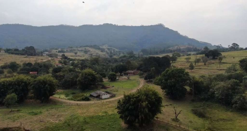 Fazenda com 1 sala à venda no Centro, São Pedro 