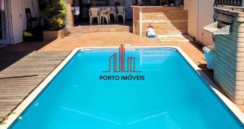 Casa à venda no bairro Parque Residencial Esplanada, em Boituva, São Paulo.