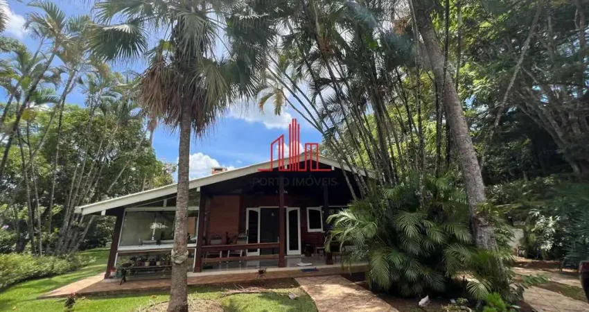 Imóvel disponível no condomínio de luxo Rancho dos Arcos