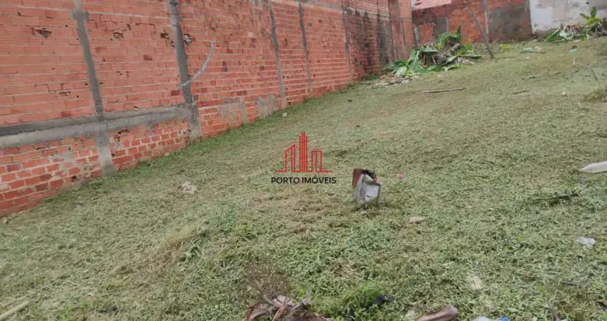Terreno à venda no Parque Residencial Esplanada, na cidade de Boituva/SP.