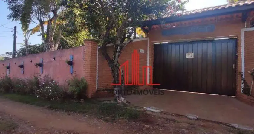 Chácara com 3 dormitórios à venda, 1000 m² por r$ 585.000,00 - água branca - boituva/sp