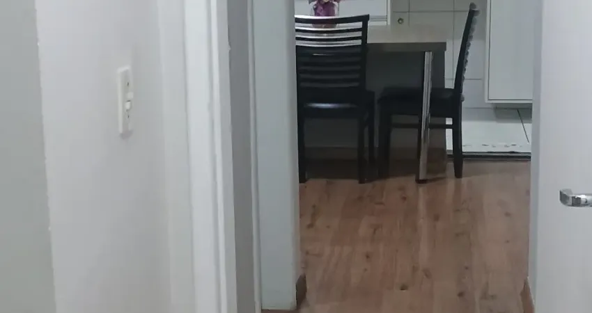Apartamento com 2 quartos para alugar na Rua Itacolomi, 586, Portão, Curitiba