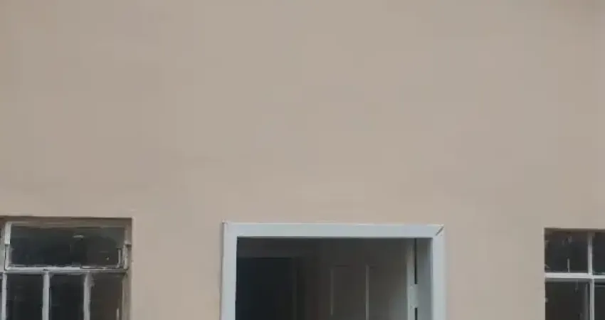 Alugo casa na Travessa Tibagi 121 B. Campo Pequeno - Colombo parana