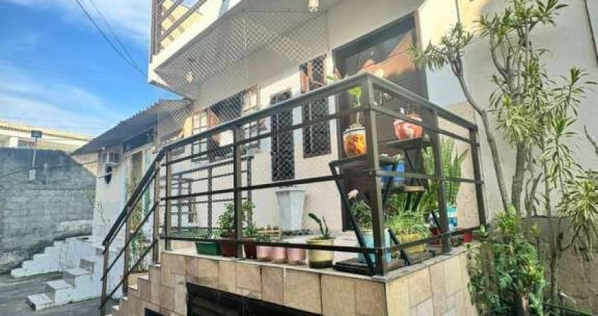 Excelente casa Duplex em Condomínio no Porto do carro !!!