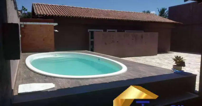 Excelente casa linear independente  com piscina e área gourmet !!!