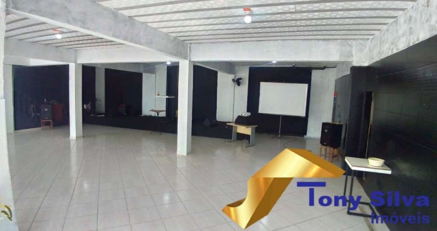 Sala comercial com 10 salas para alugar no Jardim Excelsior, Cabo Frio 
