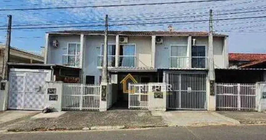 Sobrado com 2 dormitórios à venda, 65 m² por R$ 320.000,00 - Jardim Iririú - Joinville/SC