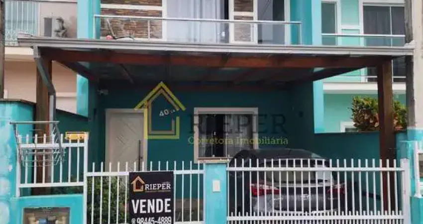 Casa com 2 quartos à venda no Petrópolis, Joinville
