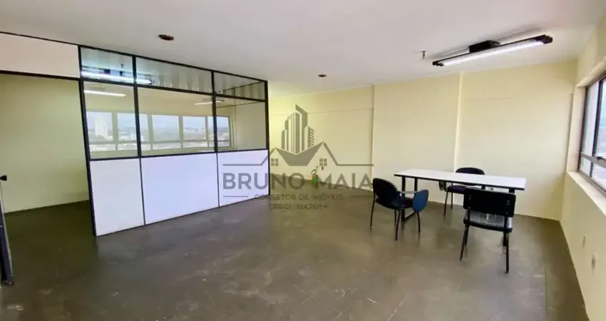 Sala Comercial para Venda em Bragança Paulista, Centro, 2 banheiros