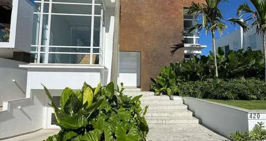 Casa 4 Suítes no bairro Jurerê Internacional em Florianópolis/SC
