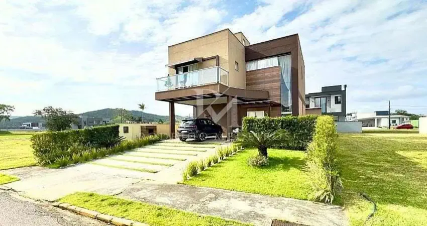 Casa em condomínio fechado com 3 quartos à venda na Rua Ivo José Rebello, Santa Regina, Camboriú