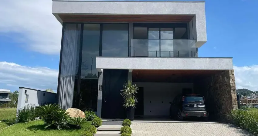 Casa com 4 dormitórios à venda na Pedra Branca, Palhoça — condomínio completo