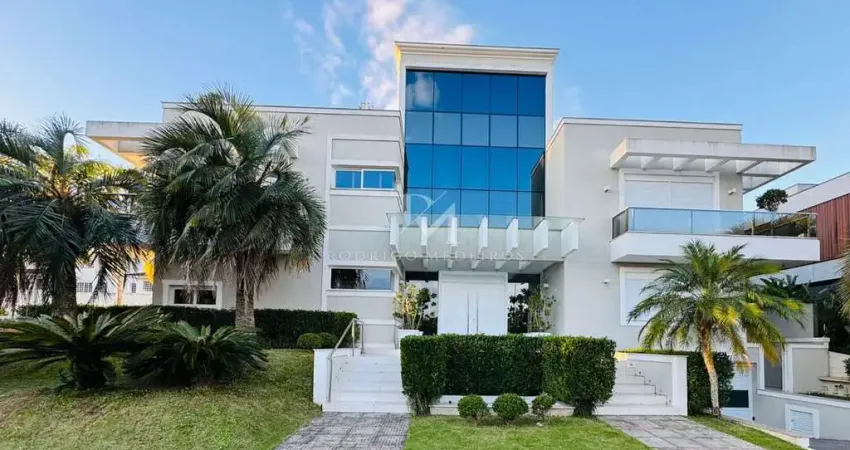 Casa 9 Dormitórios (8 Suítes), Piscina - Jurerê Internacional, Florianópolis/SC