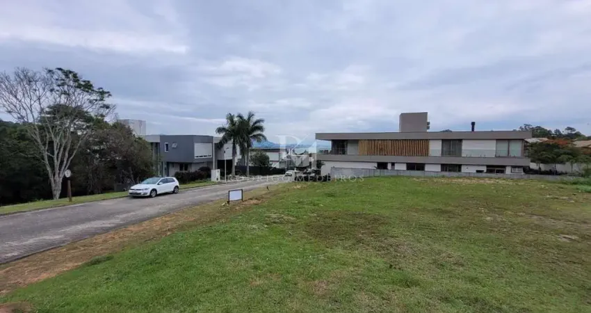 Terreno em condomínio fechado à venda na Rodovia Haroldo Soares Glavan, Cacupé, Florianópolis