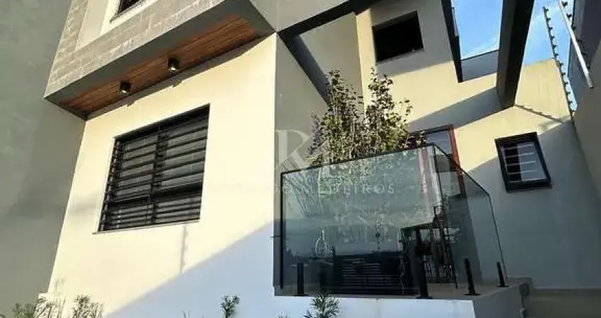 Casa 4 Dormitórios (3 Suítes) - Santo Antônio de Lisboa, Florianópolis/SC
