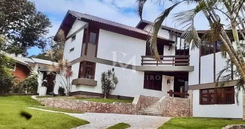 Casa com 4 dormitórios à venda no Cacupé, Florianópolis