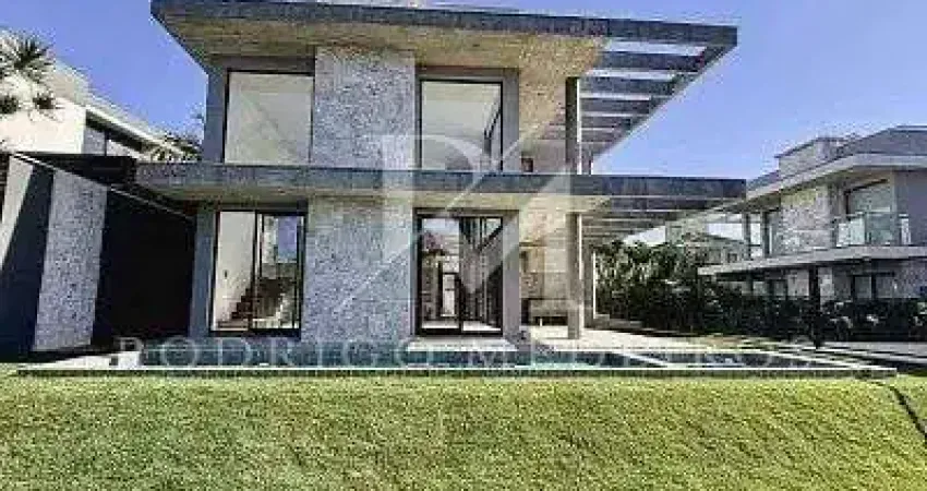 Casa à venda no campeche, florianópolis/sc, com 4 dormitórios e piscina privativa
