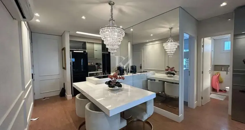 Apartamento mobiliado com 2 quartos no centro de florianópolis