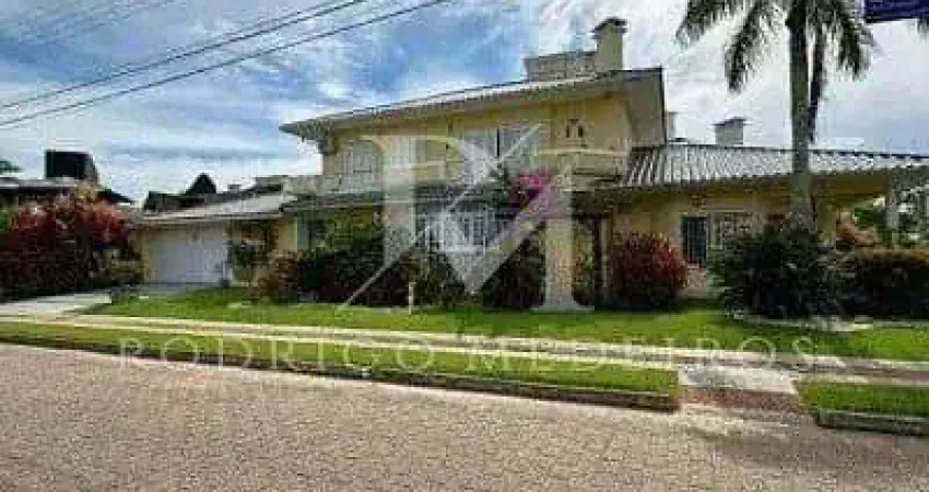 Casa com 5 quartos à venda em Jurerê, Florianópolis — próxima da praia